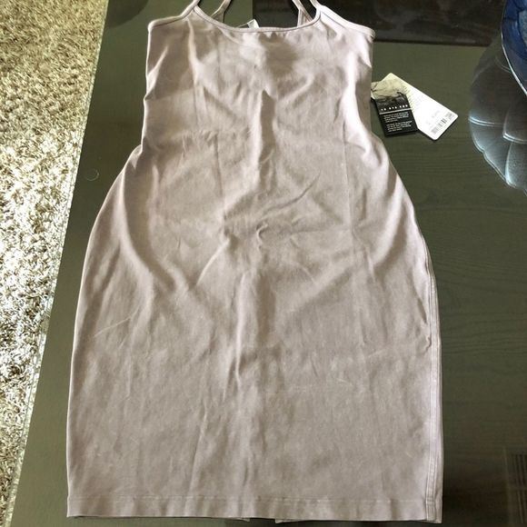 Lululemon Built in Bra Inner Glow Dress Sz 4 - Picture 6 of 9